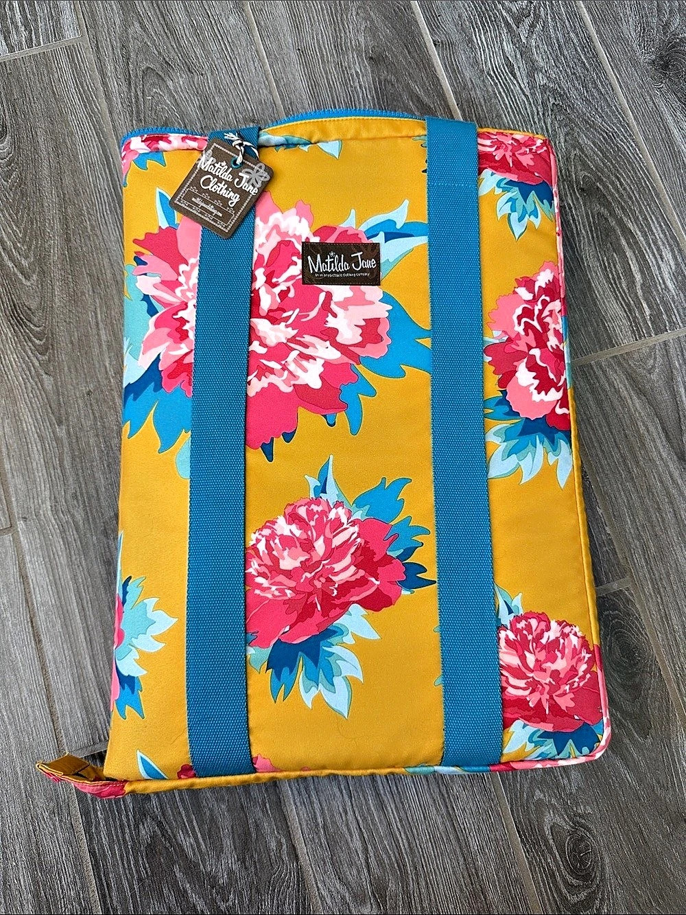 NWT Matilda Jane floral zip around packable picnic blanket Beach Blanket